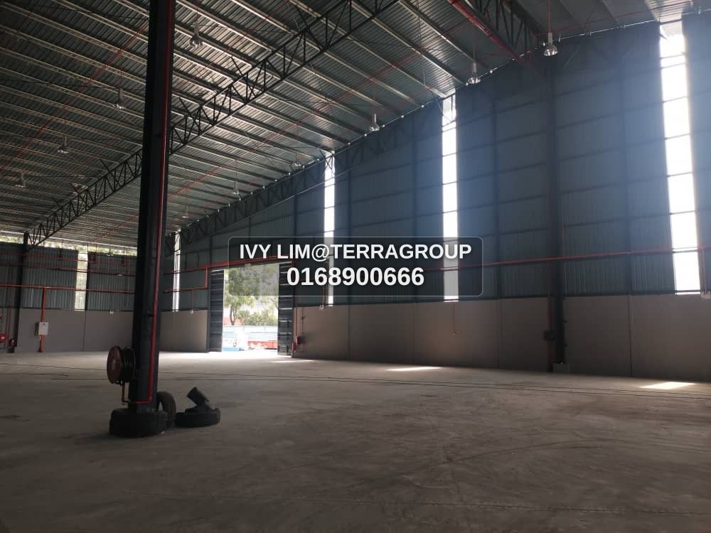 WEST PORT KLANG WAREHOUSE FOR SALE 132KSF