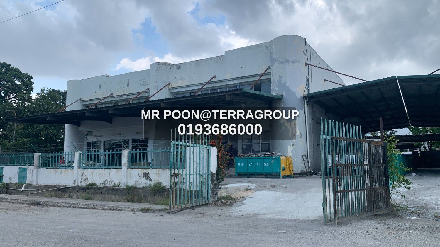 Freehold Corner factory at shah alam seksyen 33