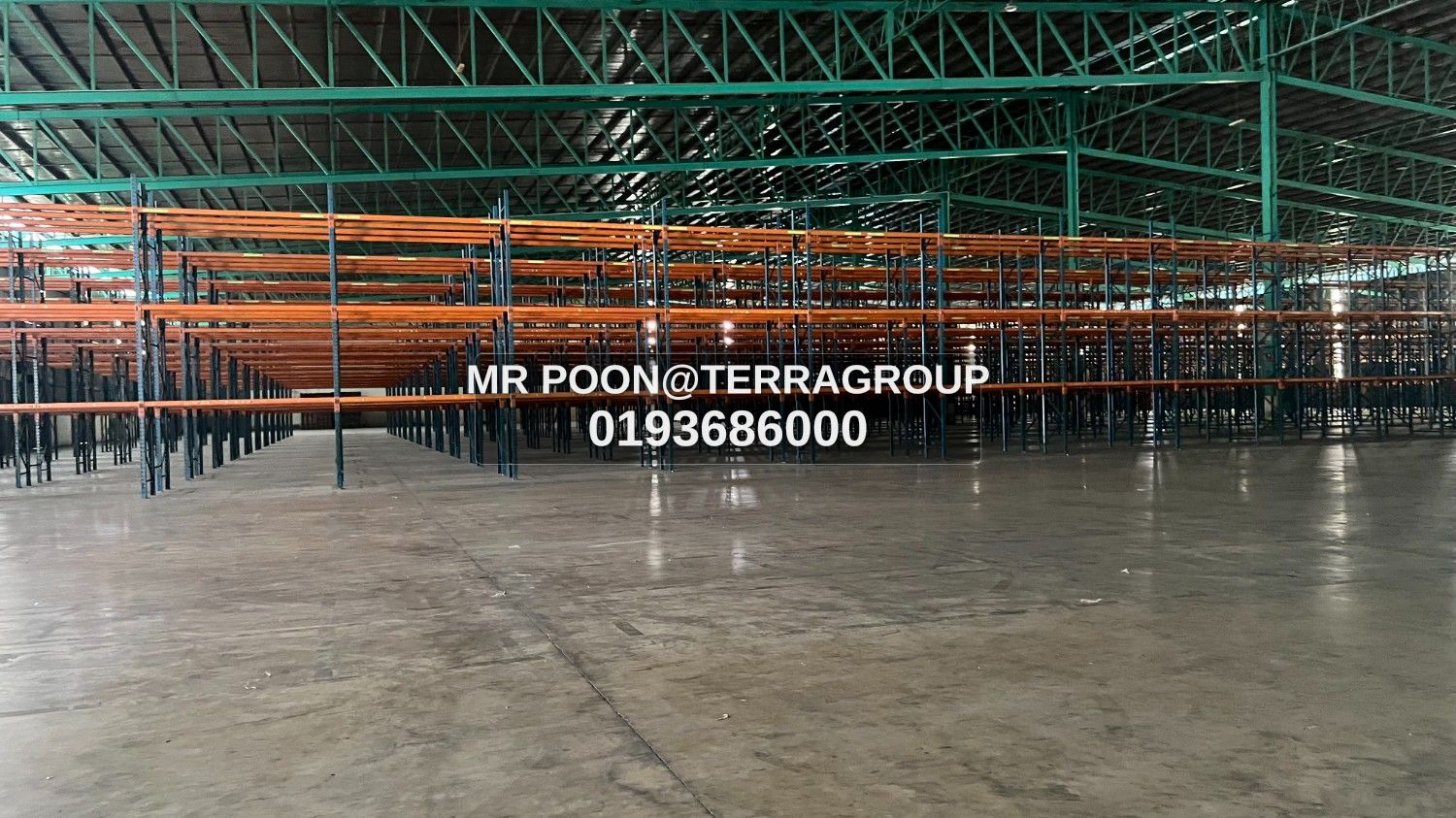Shah alam @ Bukit Jelutong warehouse with racking
