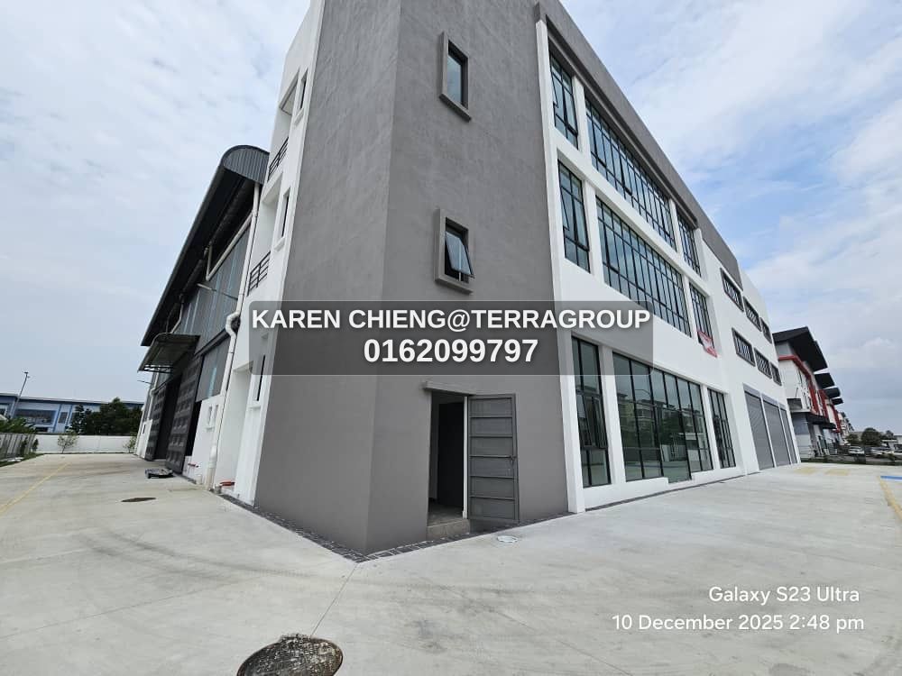 2 bglow adjoin Bu 73ksft 1200amp 2.3acres RENT image 3