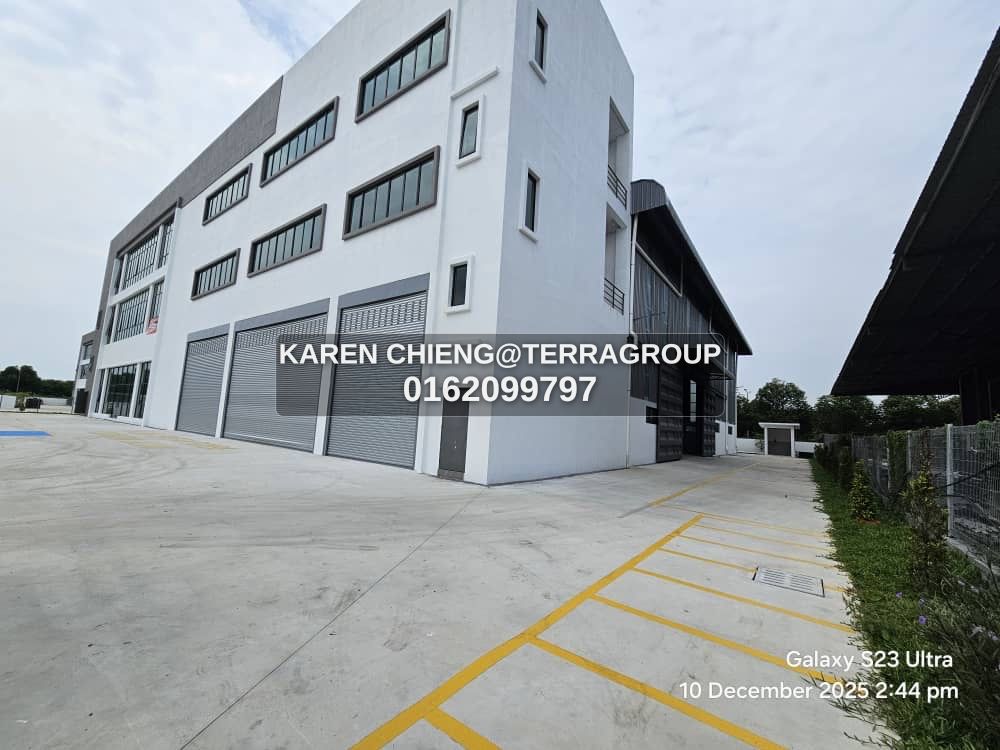 2 bglow adjoin Bu 73ksft 1200amp 2.3acres RENT