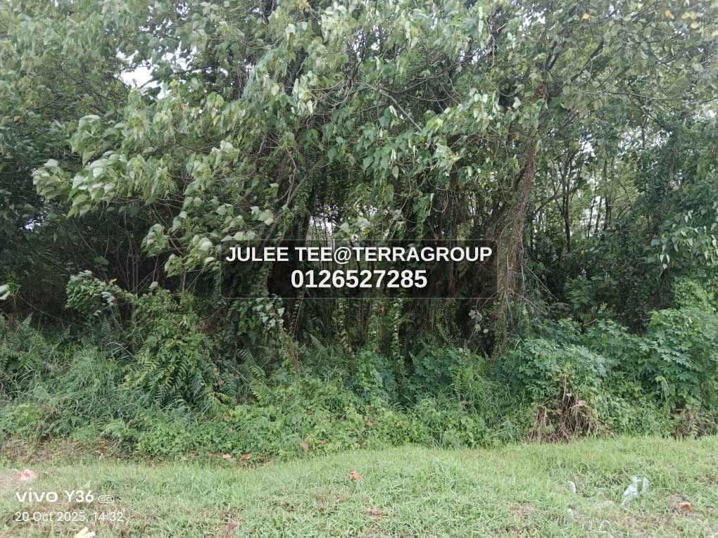 Industrial Land Kemuning LA: 14Ksf Rent: RM0.80