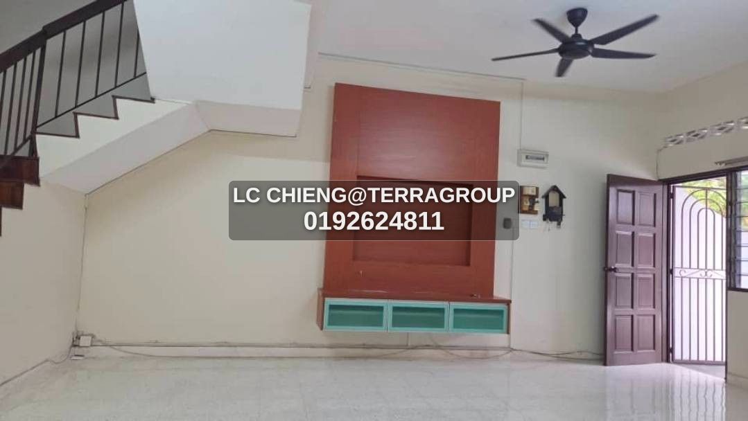 Terraced House For Sale