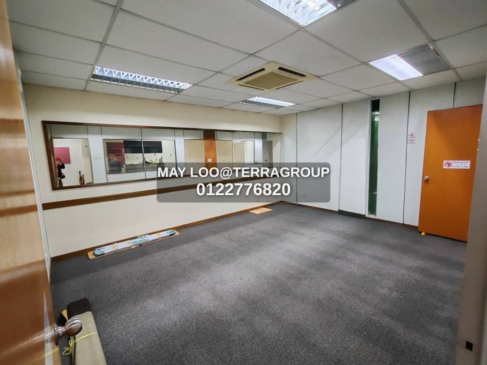 3 Storey Shoplot Freehold Subang USJ image 2