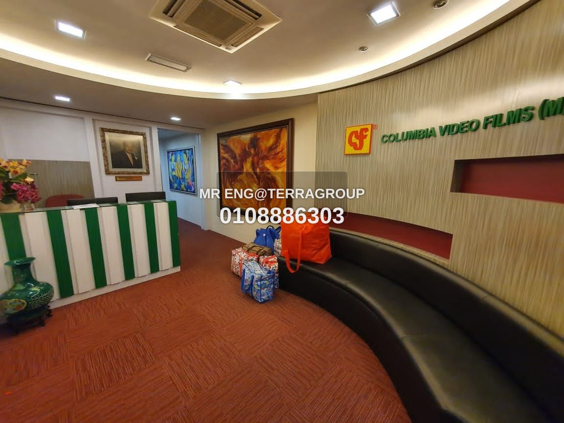 CHERAS TAMAN TAYNTON VIEW 3 STOREY SHOP (SALE)