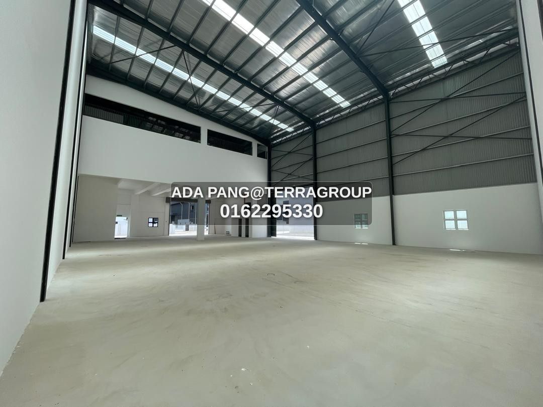 Shah Alam Semi D LA: 13,800 BU: 8466 sq ft 200amp