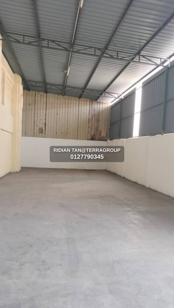 Pandamaran-Semi D Factory BU:8600 LA:8600