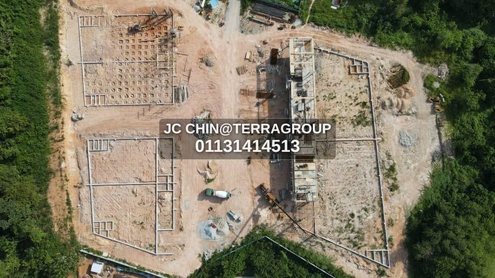 Nilai Impian 1.5-Storey Semi-D Factory For Sale