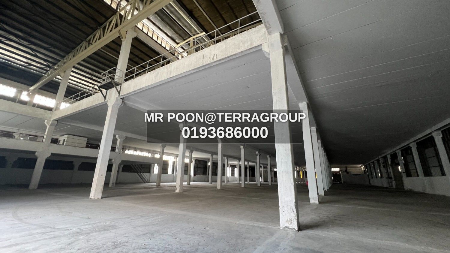 Double sty warehouse with huge land in Shah Alam