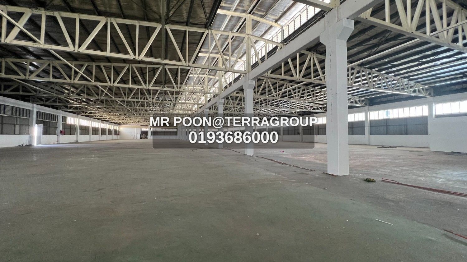Double sty warehouse with huge land in Shah Alam thumbnail 4