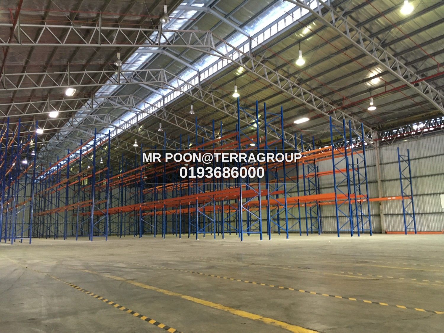 Shah Alam @ Bukit Jelutong warehouse with racking image 2