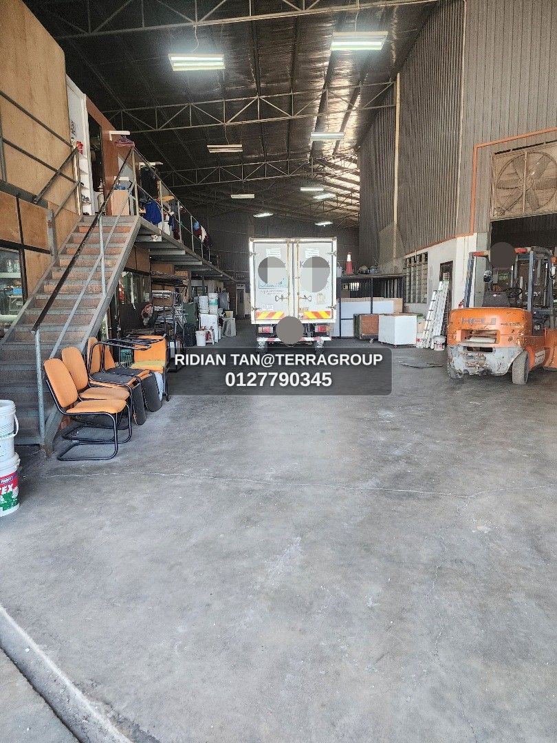 Bukit Kemuning-Semi-D Factory LA:22637 BU:17185 thumbnail 4