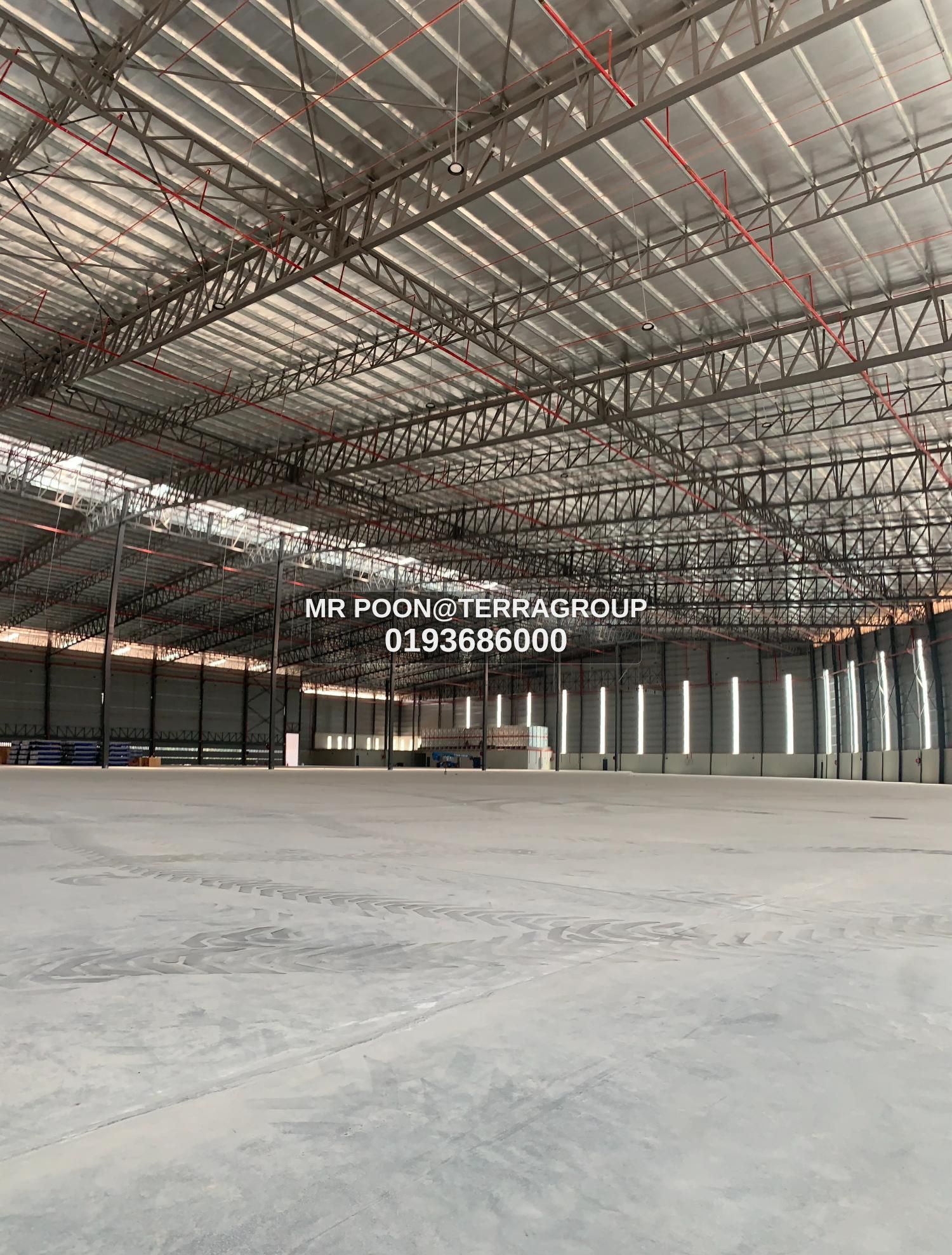 Shah Alam @ new warehouse in Kemuning area thumbnail 4