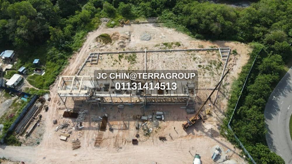 Nilai Impian 1.5-Storey Semi-D Factory For Sale image 3
